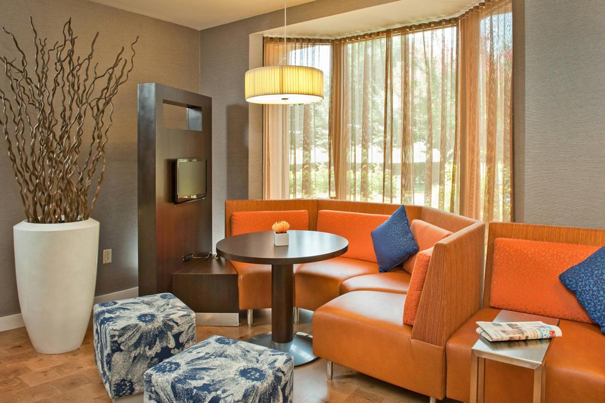 Courtyard By Marriott Frederick Hotell Restaurant bilde
