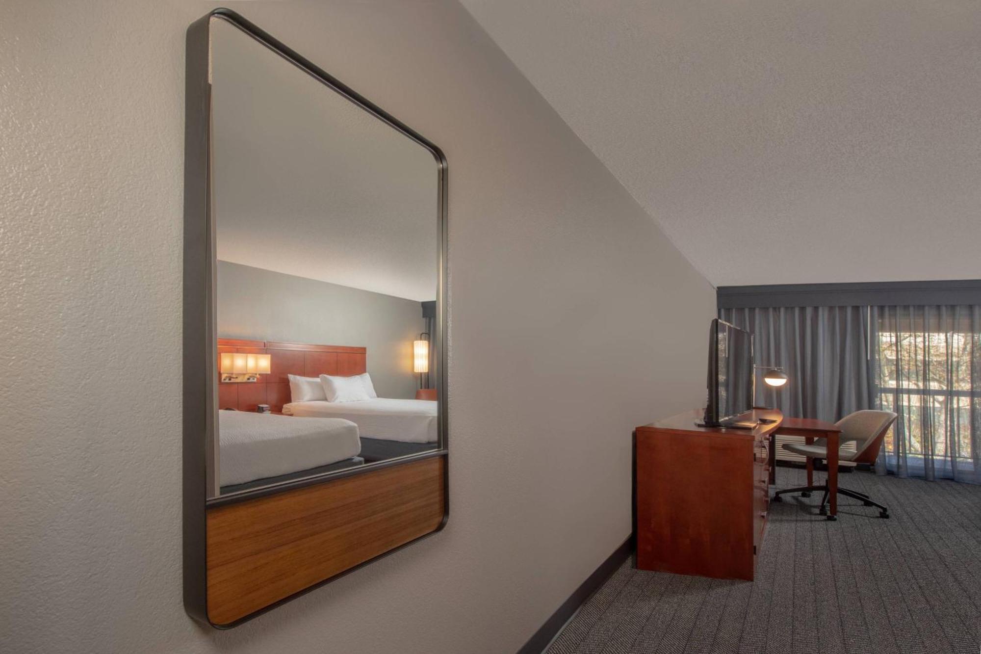 Courtyard By Marriott Frederick Hotell Eksteriør bilde