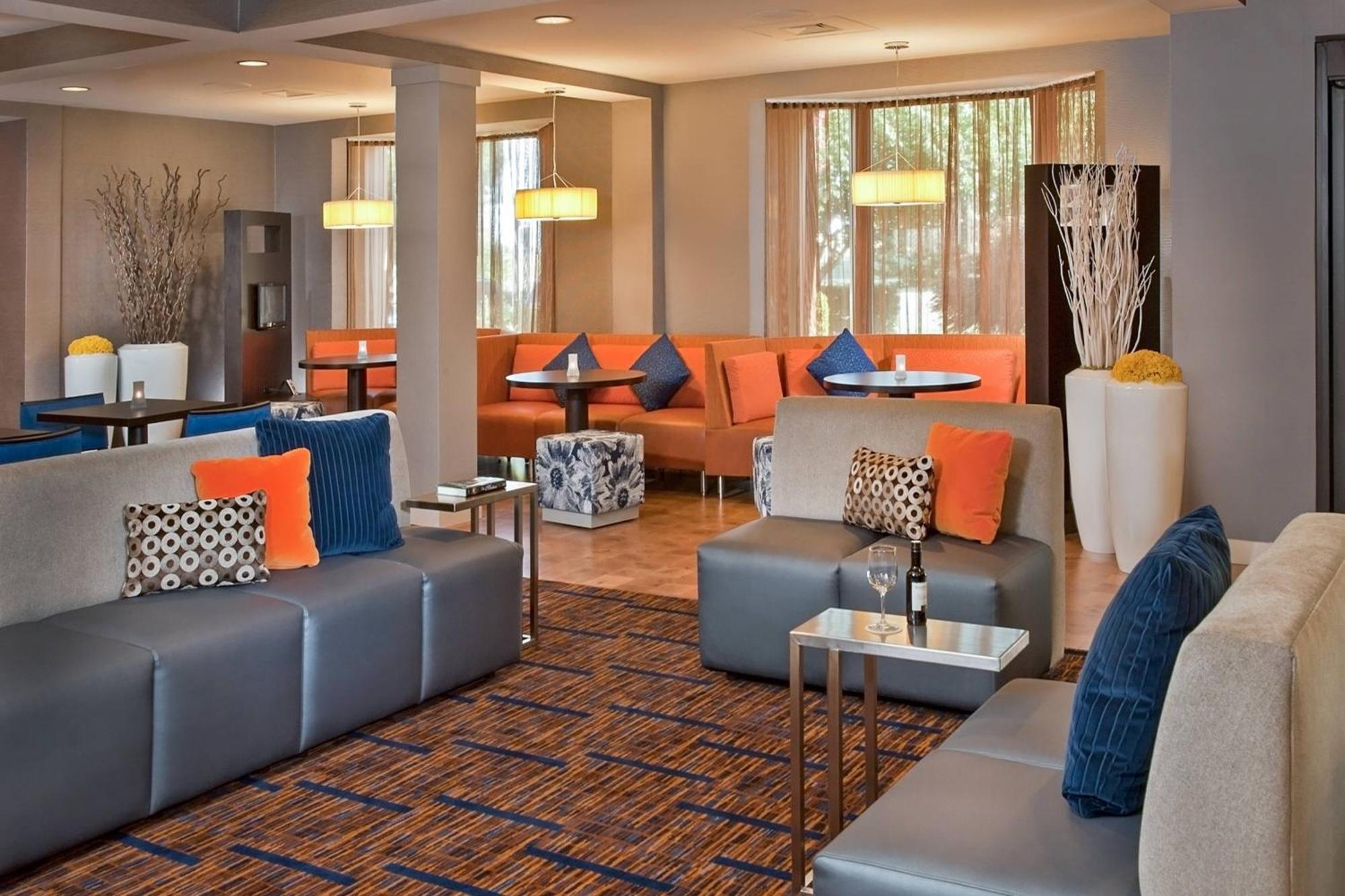 Courtyard By Marriott Frederick Hotell Restaurant bilde